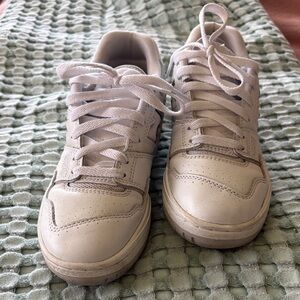 New Balance 550 Sneakers